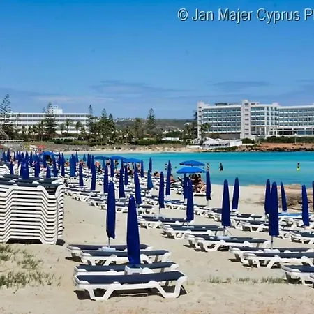 Nissi 3 Pool Access Garden Apartman Ajía Nápa