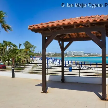 Nissi 3 Pool Access Garden Apartman