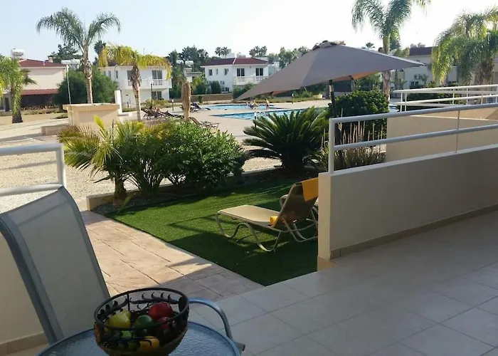 Nissi 3 Pool Access Garden * アヤナパ