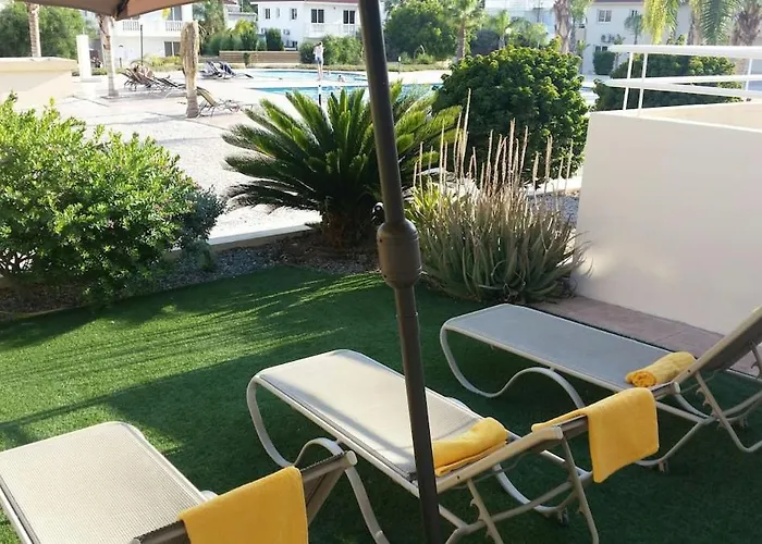 Nissi 3 Pool Access Garden Daire *