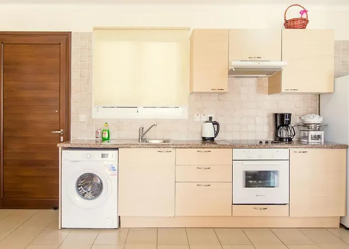 Daire Nissi 3 Pool Access Garden *