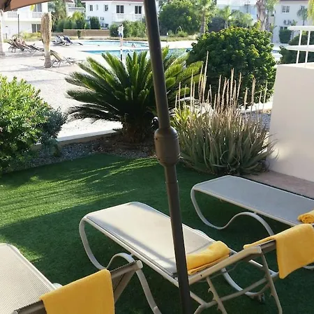 Nissi 3 Pool Access Garden דירה *